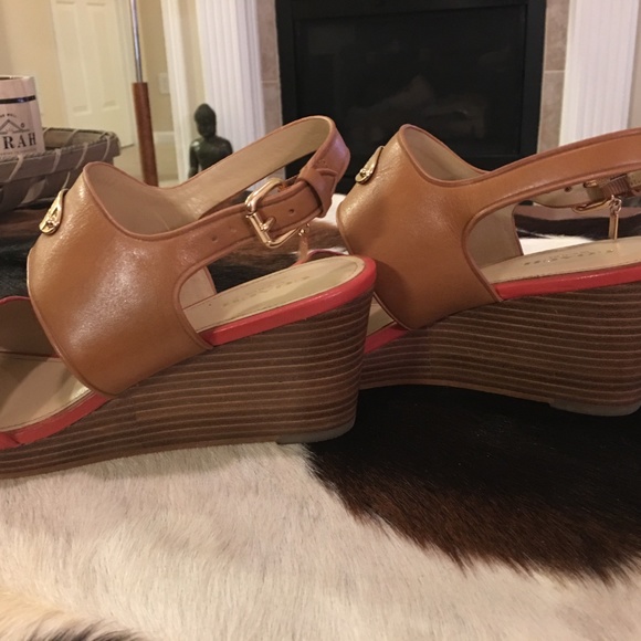 SOLD!! COACH Tan & Coral wedge with buckle close - Picture 3 of 7